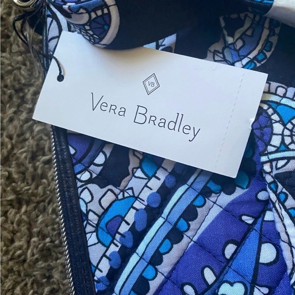 NWT Vera Bradley Carson “Deep Night Paisley” Bag NWT - Picture 2 of 9